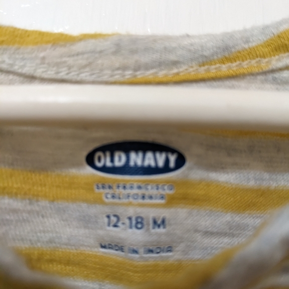 Lot of 3 old navy 3/4 length shirts - Picture 3 of 8